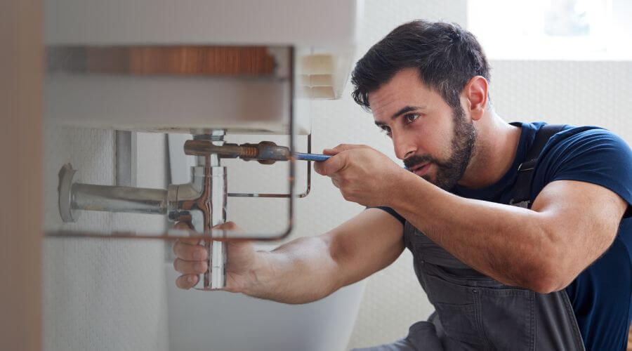 Hot water issue at sink in Humnoke, AR